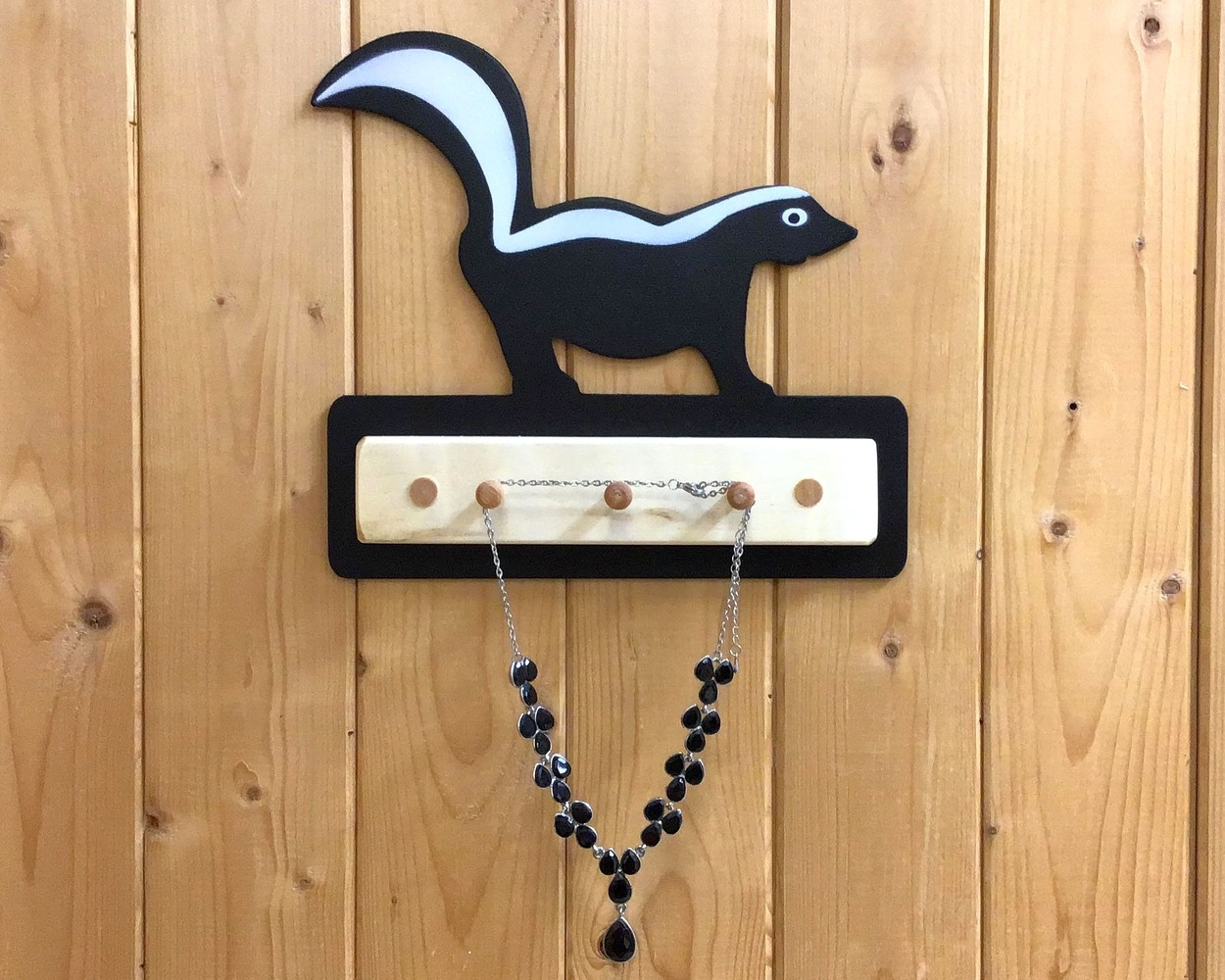 Skunk Key Holder